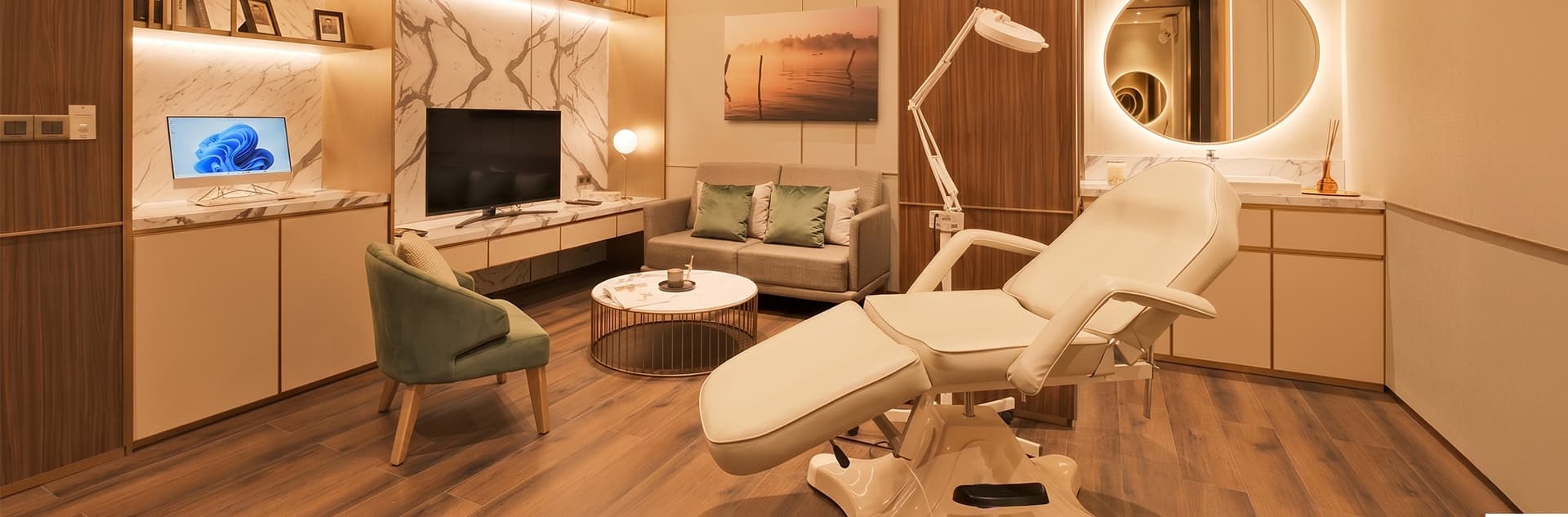 What’s better than having a skin treatment, done by the most expert dermatologist in town?